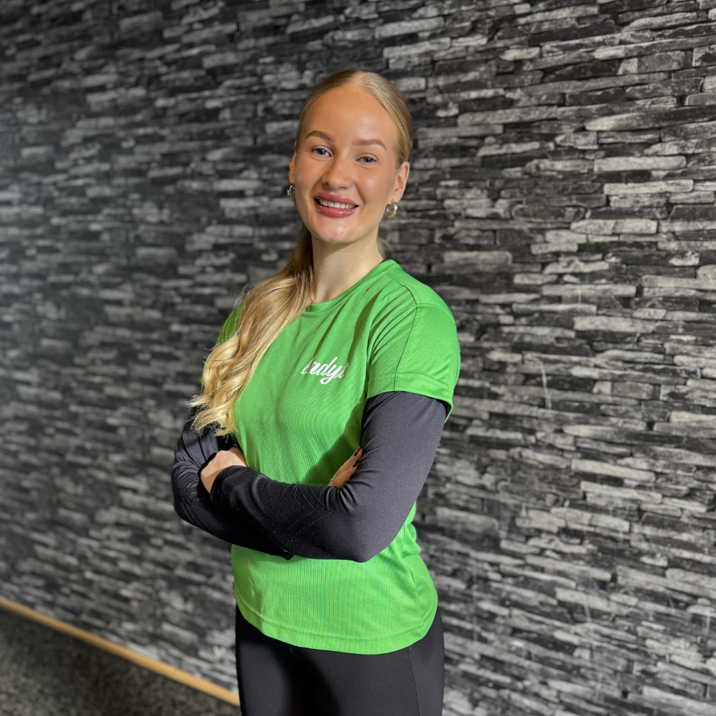 Personal Trainer Petra Kohronen Ladyt trainerina omakuvassa
